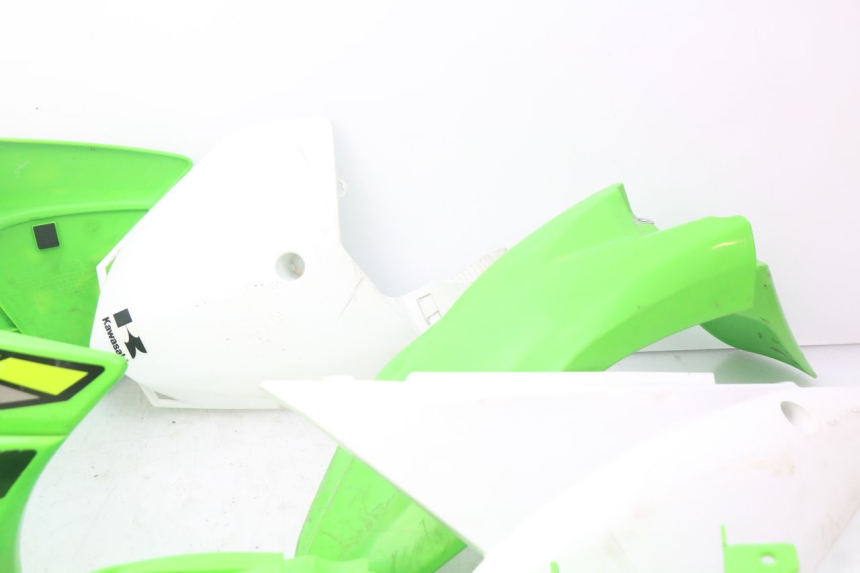 photo de CARROCERÍA CARENAJE COMPLETO KAWASAKI KLX 110 (2010 - 2022) - Primer plano técnico