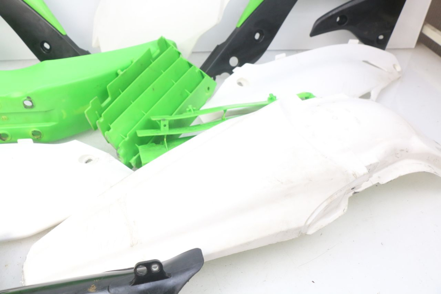 photo de CARROCERÍA CARENAJE COMPLETO KAWASAKI KX F KXF 450 (2012 - 2015) - Vista general del producto