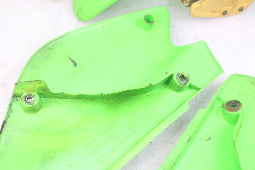 photo de CARROCERÍA CARENAJE COMPLETO KAWASAKI KX 85 (2001 - 2013) - Zoom estado de uso