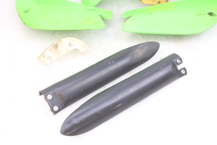 photo de CARROCERÍA CARENAJE COMPLETO KAWASAKI KX 85 (2001 - 2013) - Características distintivas