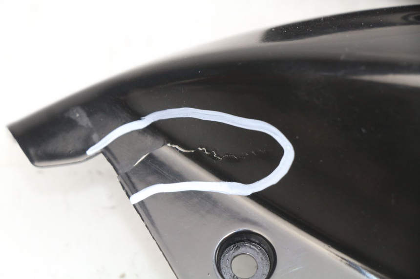 photo de COMPLETO CARENADO PEUGEOT LUDIX 50 (2008 - 2017) - Zoom sobre los componentes