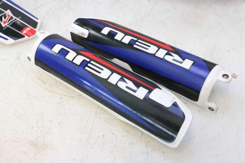 photo de COMPLETO CARENADO RIEJU MRT PRO SUPERMOTARD 50 (2007 - 2018) - Detalle de la pieza