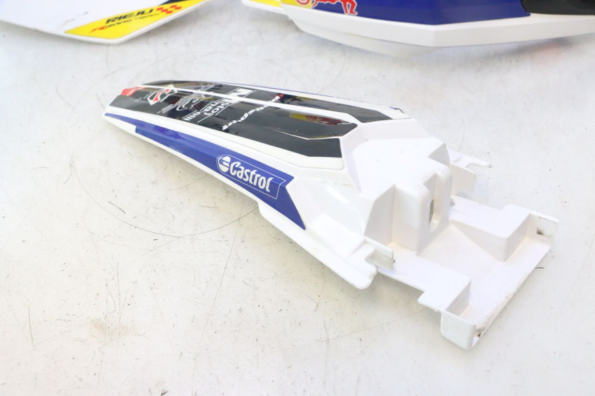 photo de COMPLETO CARENADO RIEJU MRT PRO SUPERMOTARD 50 (2007 - 2018) - Estado de la superficie y material