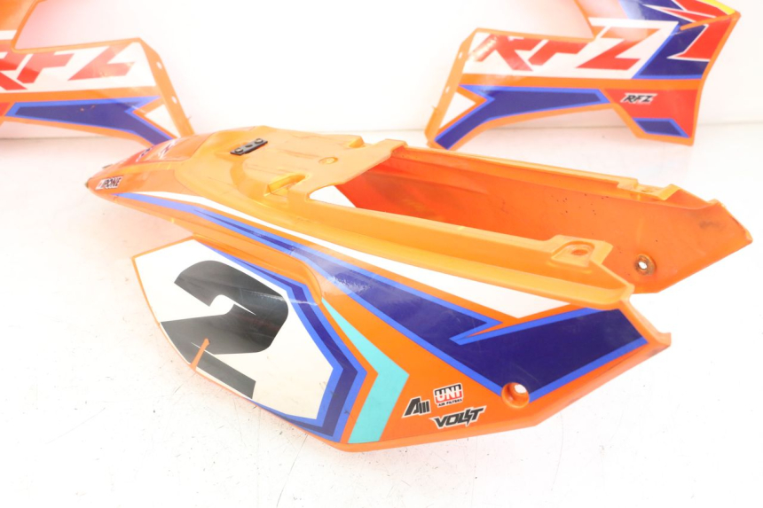 photo de CARROCERÍA CARENAJE COMPLETO APOLLO RFZ 125 - Primer plano de alta resolución