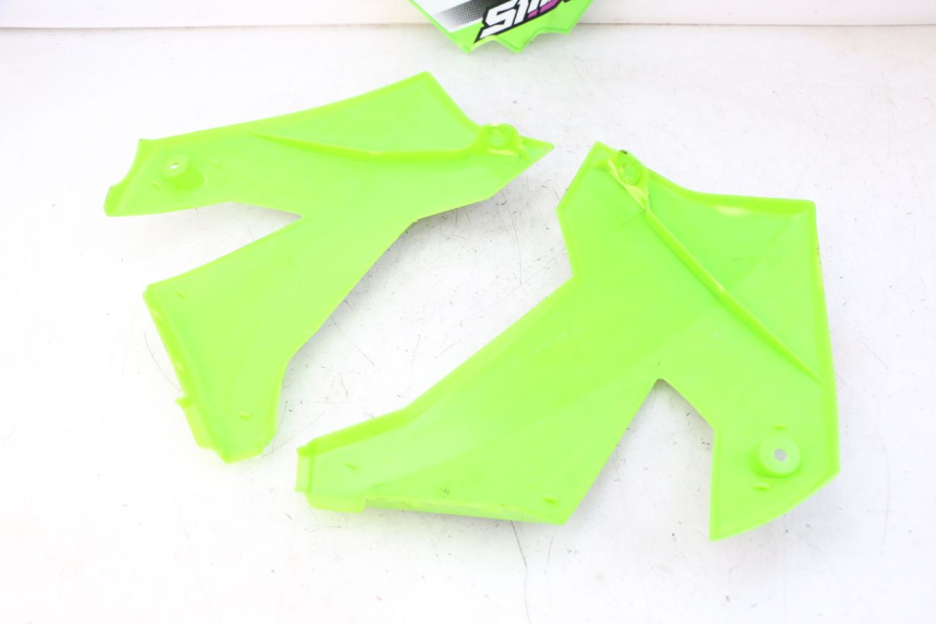 photo de CARROCERÍA CARENAJE COMPLETO APOLLO RFZ 125 - Primer plano técnico