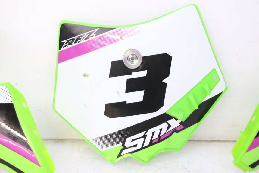 photo de CARROCERÍA CARENAJE COMPLETO APOLLO RFZ 125 - Detalles de los puntos de fijación