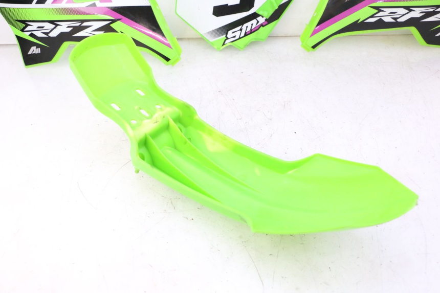 photo de CARROCERÍA CARENAJE COMPLETO APOLLO RFZ 125 - Recambio usado revisado