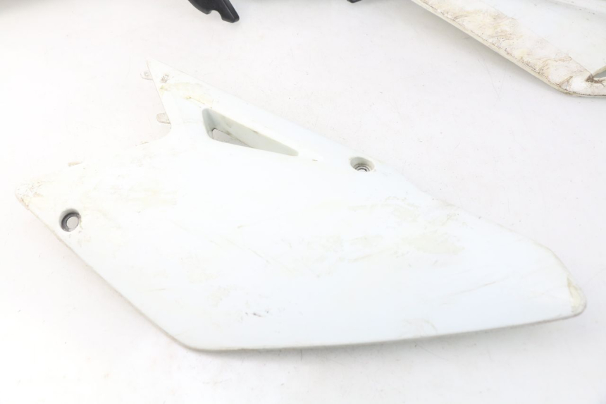 photo de COMPLETO CARENADO SUZUKI RMZ RM-Z 450 (2008 - 2011) - Características distintivas