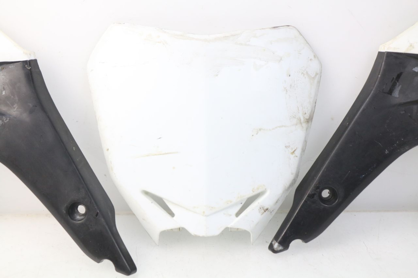 photo de COMPLETO CARENADO SUZUKI RMZ RM-Z 450 (2008 - 2011) - Primer plano técnico