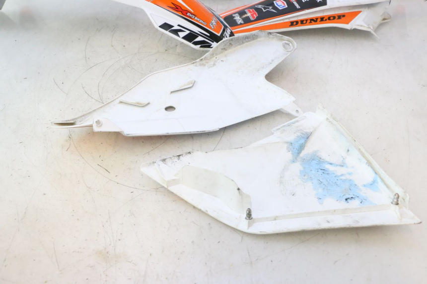 photo de COMPLETO CARENADO KTM SX 85 (2018 - 2024) - Detalles de los puntos de fijación