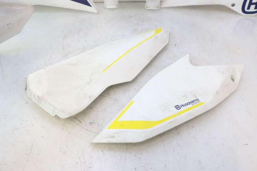 photo de COMPLETO CARENADO HUSABERG TE 250 (2011 - 2014) - Características distintivas