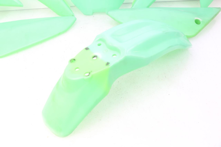 photo de COMPLETO CARENADO NITRO MOTORS THUNDER 125 - Detalles de los puntos de fijación