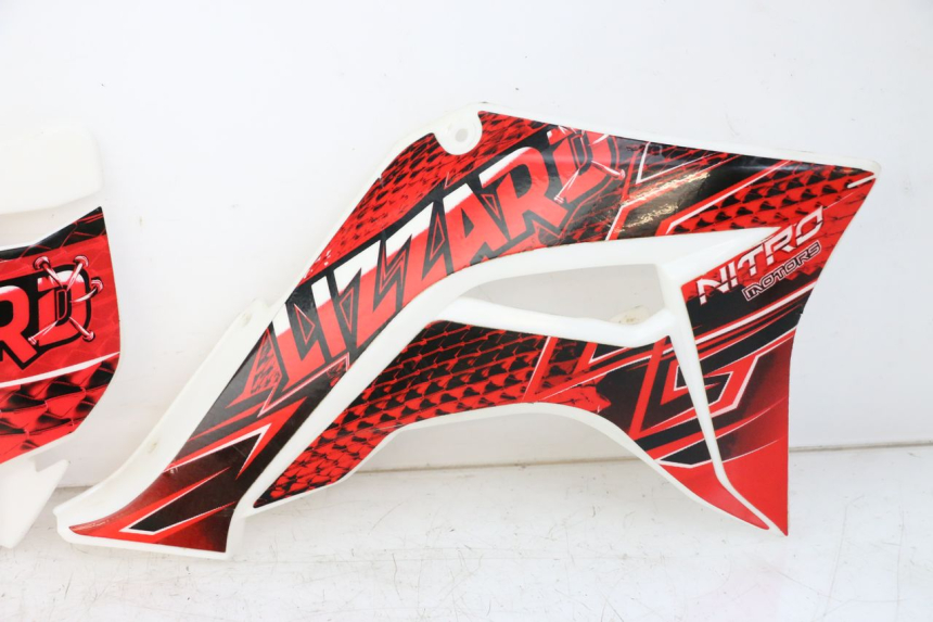 photo de COMPLETO CARENADO NITRO MOTORS THUNDER 125 - Detalles de los puntos de fijación