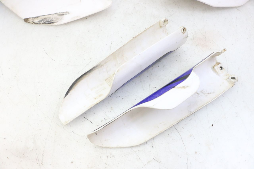 photo de COMPLETO CARENADO YAMAHA YZ-F YZF 250 (2007 - 2013) - Zoom sobre los componentes