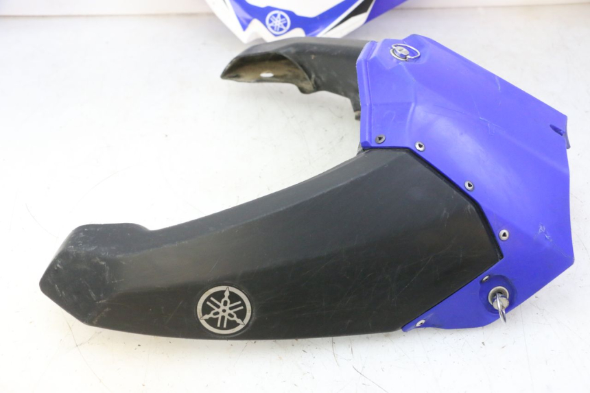 photo de COMPLETO CARENADO YAMAHA YZ-F YZF 250 (2014 - 2018) - Primer plano de alta resolución