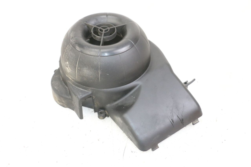 photo de TAPA ENCENDIDO APRILIA SR MOTARD 50 (2012 - 2018) - Primer plano técnico