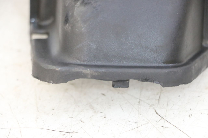 photo de TAPA ENCENDIDO MBK BOOSTER SPIRIT NAKED 50 (2004 - 2017) - Detalle de la pieza