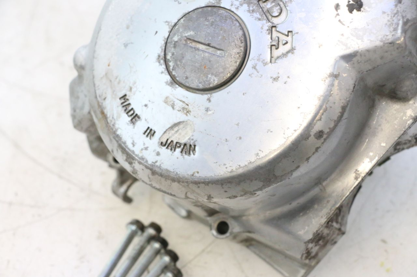 photo de TAPA ENCENDIDO HONDA CB TWO FIFTY 250 (1991 - 2002) - Primer plano técnico