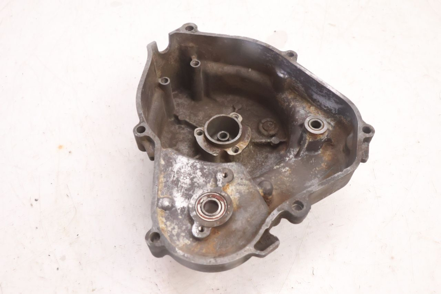 photo de TAPA ENCENDIDO HONDA FES PANTHEON 2T 125 (1998 - 2002) - Detalles de los puntos de fijación