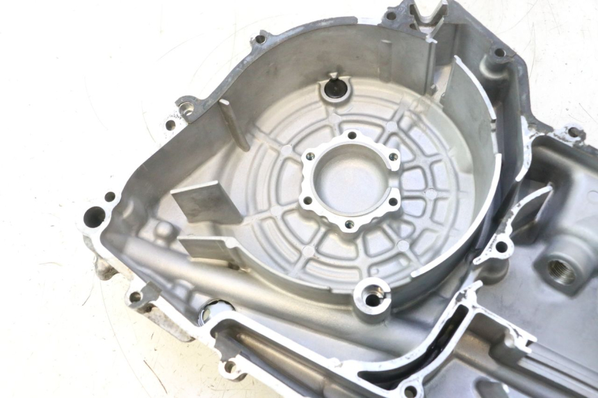 photo de CUBIERTA DEL ENCENDIDO GILERA GP 800 (2007 - 2013) - Primer plano de alta resolución