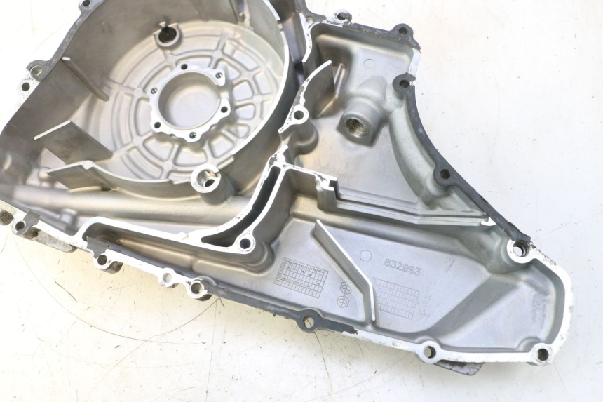 photo de CUBIERTA DEL ENCENDIDO GILERA GP 800 (2007 - 2013) - Inspección visual detallada