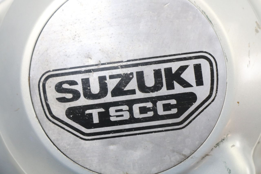 photo de TAPA ENCENDIDO SUZUKI GSX E 250 (1982 - 1983) - Detalle de la pieza