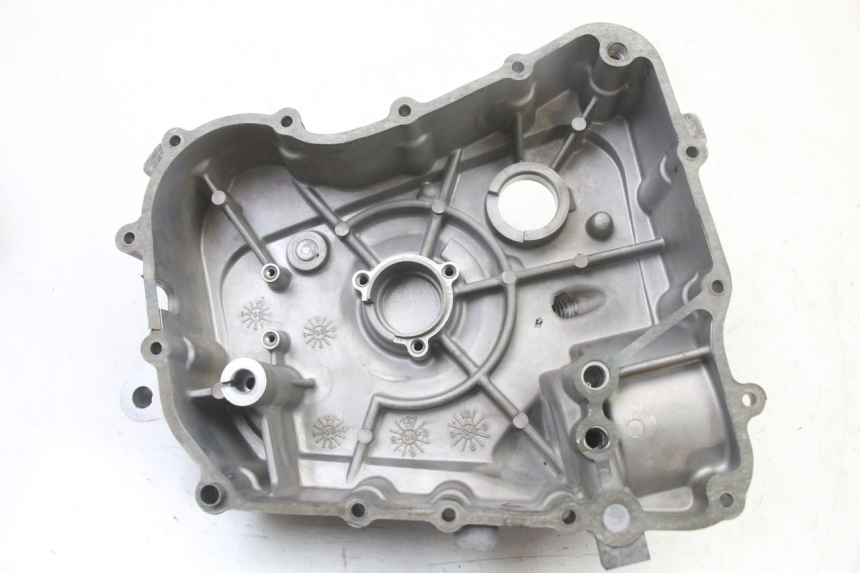 photo de TAPA ENCENDIDO KYMCO XCITING 500 (2007 - 2010) - Estado de la superficie y material