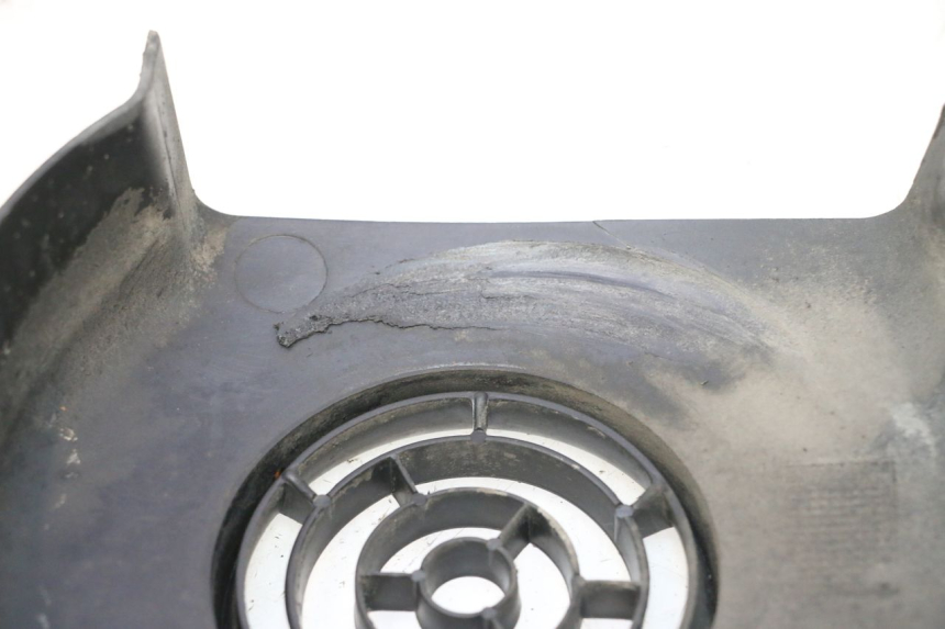 photo de TAPA ENCENDIDO PEUGEOT LUDIX ONE 50 (2004 - 2006) - Detalles de los puntos de fijación