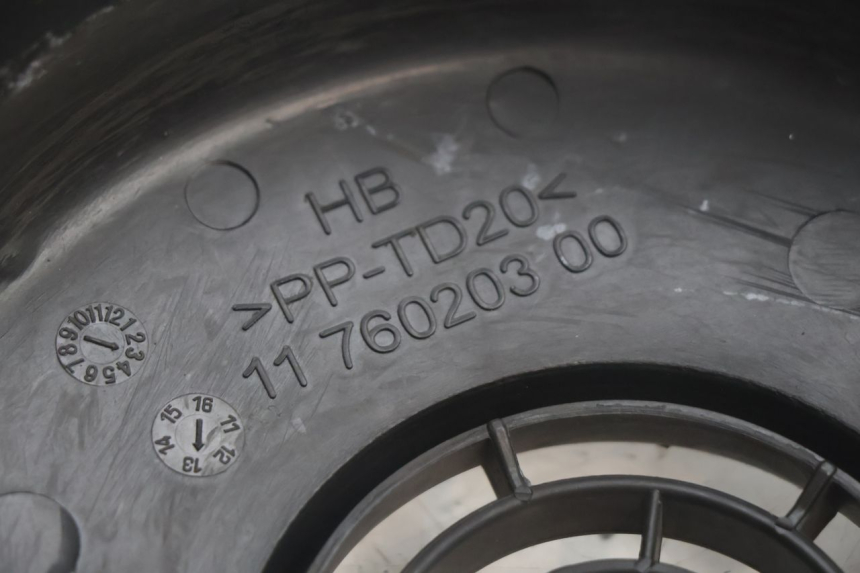 photo de TAPA ENCENDIDO PEUGEOT LUDIX PRO 2T 50 (2010 - 2017) - Detalles de los puntos de fijación