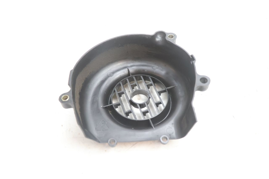 photo de TAPA ENCENDIDO SYM MIO 50 (2005 - 2010) - Primer plano técnico
