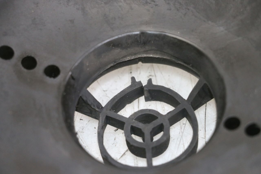 photo de TAPA ENCENDIDO PIAGGIO LIBERTY IGET 4T 50 (2021 - 2025) - Zoom estado de uso