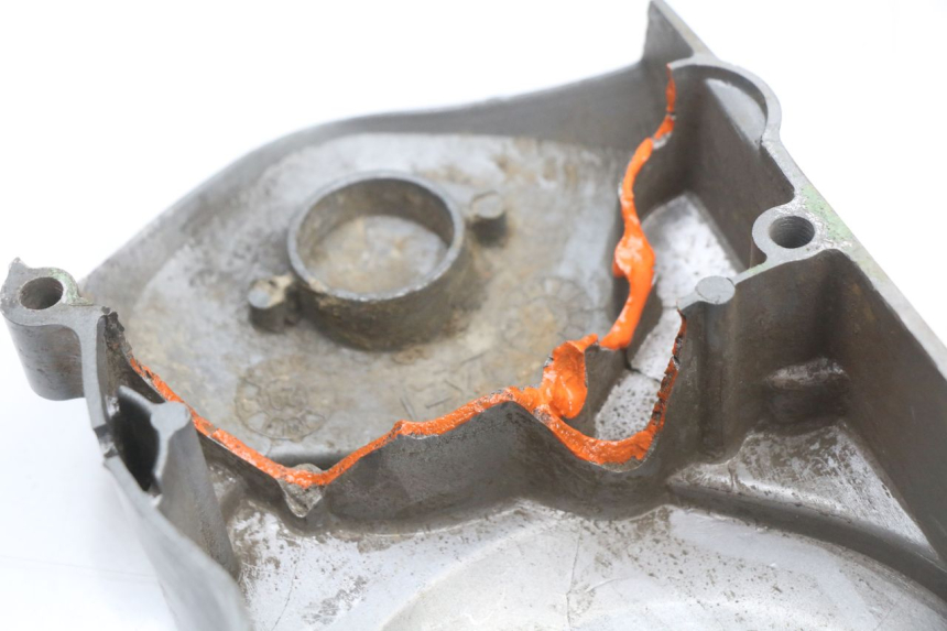 photo de TAPA ENCENDIDO YCF PIT BIKE 125 (2010 - 2018) - Otra perspectiva