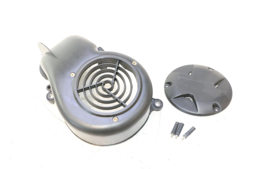 photo de TAPA ENCENDIDO TNT MOTOR ROMA 12' 2T 50 (2007 - 2018) - Zoom estado de uso