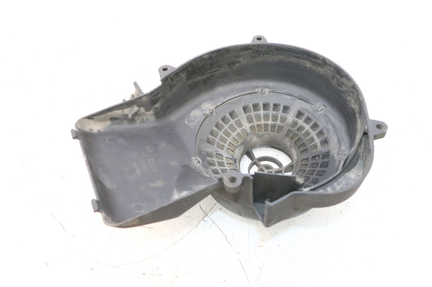 photo de TAPA ENCENDIDO APRILIA SR MOTARD 50 (2012 - 2018) - Primer plano técnico