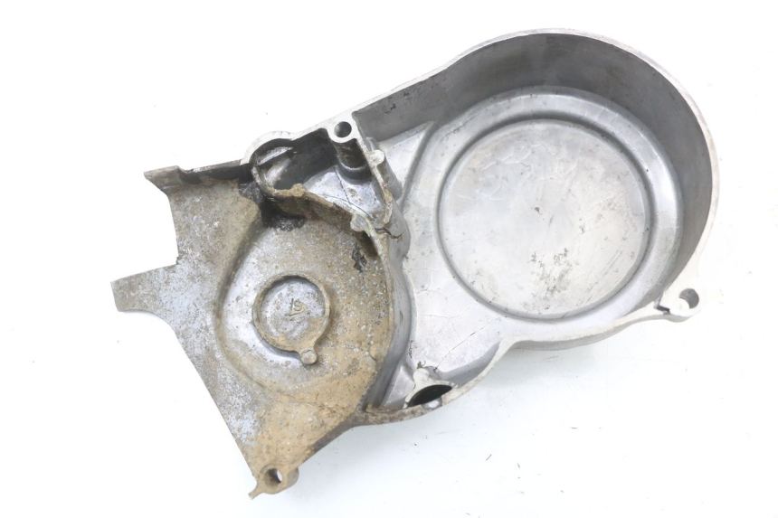 photo de CARTER DEL ALTERNADOR KSR RACING DRIFT 140 - Primer plano técnico