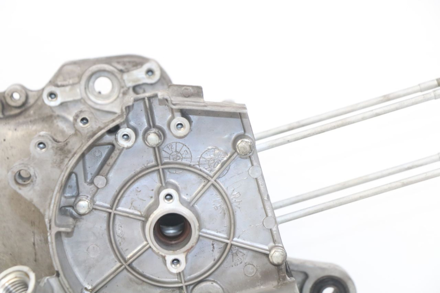 photo de CÁRTER DE MOTOR INFERIOR KYMCO AGILITY 16+ 4T 50 (2018 - 2023) - Otra vista del artículo