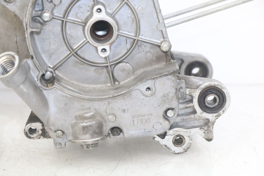 photo de CÁRTER DE MOTOR INFERIOR KYMCO AGILITY 16+ 4T 50 (2018 - 2023) - Características distintivas