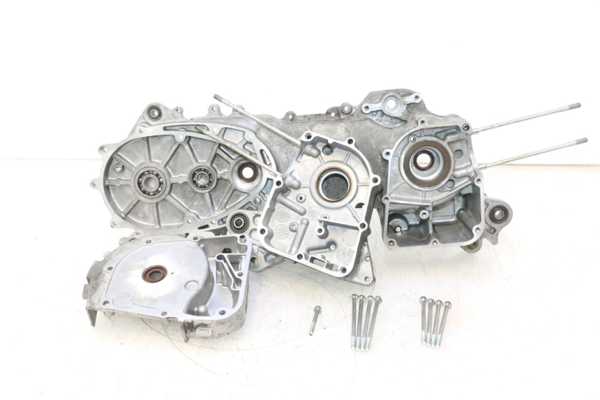 photo de CÁRTER DE MOTOR INFERIOR KYMCO AGILITY 16+ 4T 50 (2018 - 2023) - Detalle de la pieza