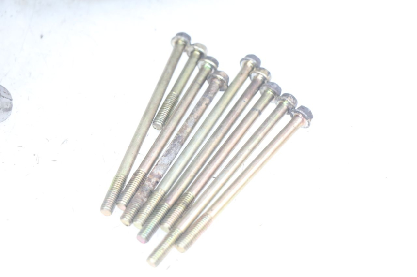 photo de CÁRTER DE MOTOR INFERIOR KYMCO AGILITY 4T 50 (2005 - 2018) - Enfoque en la estructura