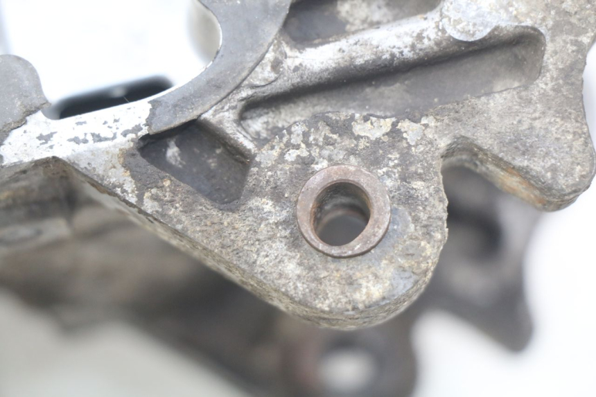 photo de CÁRTER DE MOTOR INFERIOR KYMCO AGILITY 4T 50 (2005 - 2018) - Zoom estado de uso