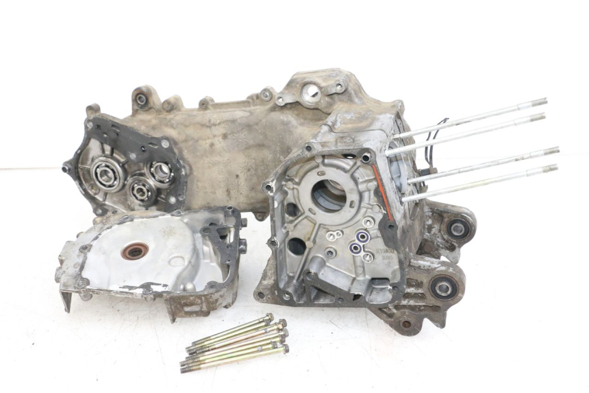 photo de CÁRTER DE MOTOR INFERIOR KYMCO AGILITY 4T 50 (2005 - 2018) - Ángulo de visión alternativo