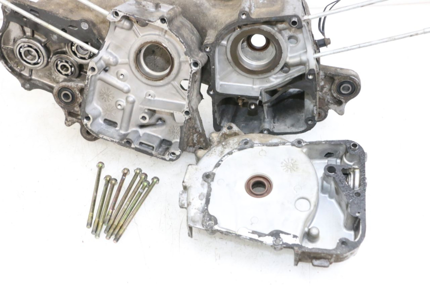 photo de CÁRTER DE MOTOR INFERIOR KYMCO AGILITY 4T 50 (2005 - 2018) - Perfil de la pieza de repuesto