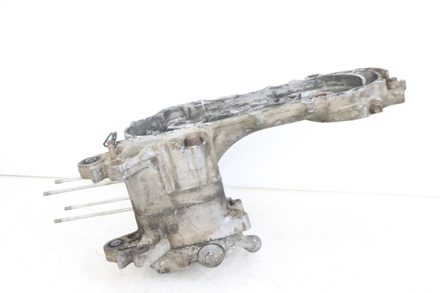 photo de CÁRTER DE MOTOR INFERIOR KYMCO AGILITY 4T 50 (2005 - 2018) - Primer plano técnico