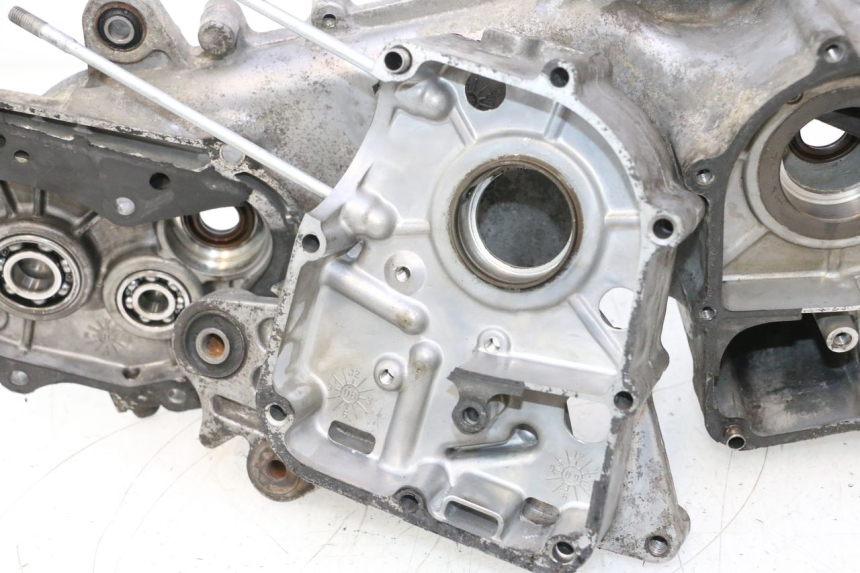 photo de CÁRTER DE MOTOR INFERIOR KYMCO AGILITY 4T 50 (2005 - 2018) - Enfoque en la estructura