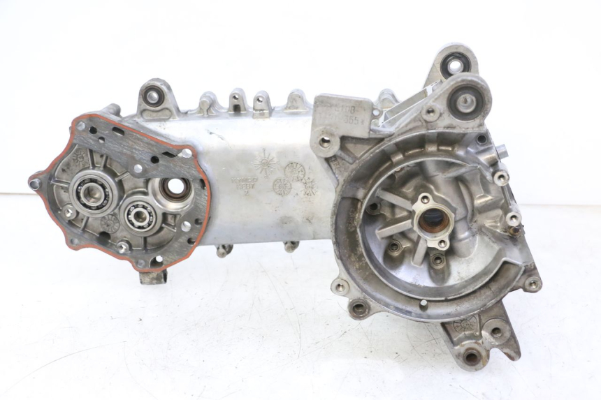 photo de CÁRTER DE MOTOR INFERIOR KYMCO AGILITY NAKED RENOUVO 2T 50 (2011 - 2018) - Características distintivas