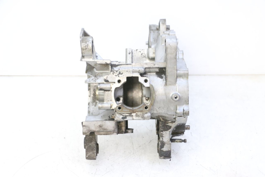 photo de CÁRTER DE MOTOR INFERIOR KYMCO AGILITY NAKED RENOUVO 2T 50 (2011 - 2018) - Otra perspectiva