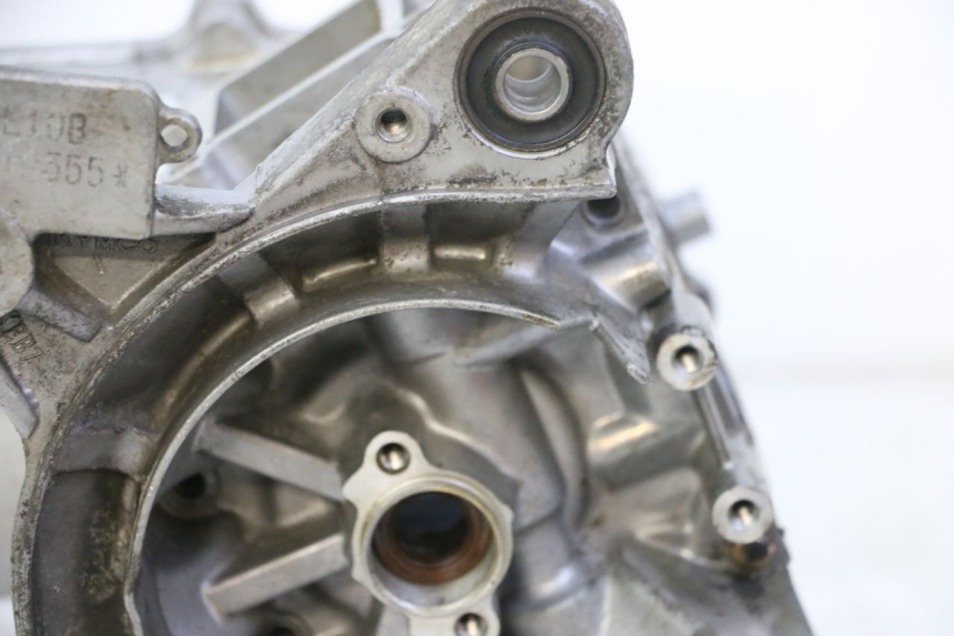 photo de CÁRTER DE MOTOR INFERIOR KYMCO AGILITY NAKED RENOUVO 2T 50 (2011 - 2018) - Marcados y referencias originales