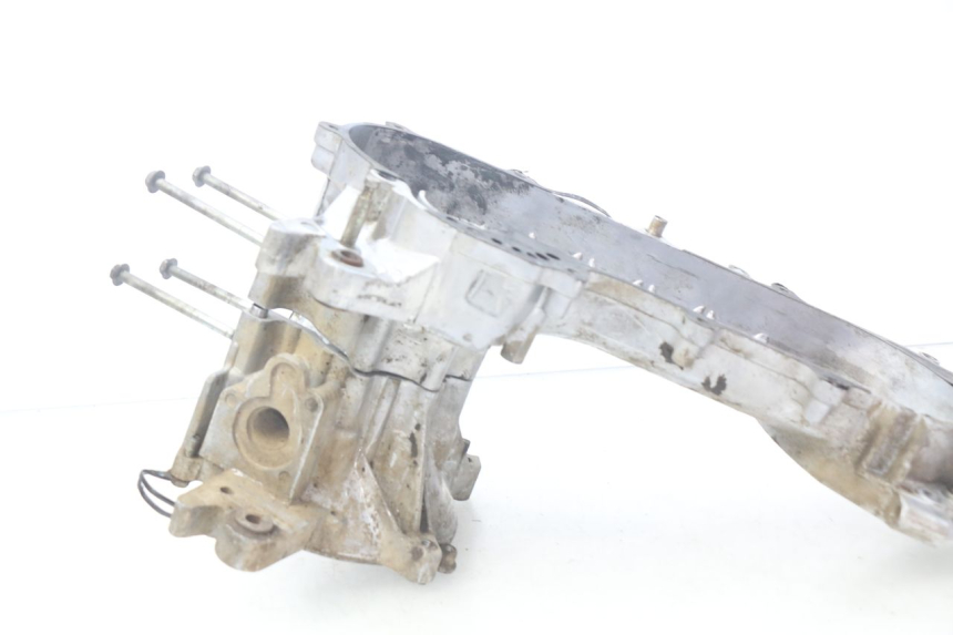 photo de CÁRTER DE MOTOR INFERIOR KYMCO AGILITY RS 2T 50 (2009 - 2013) - Detalle de la pieza