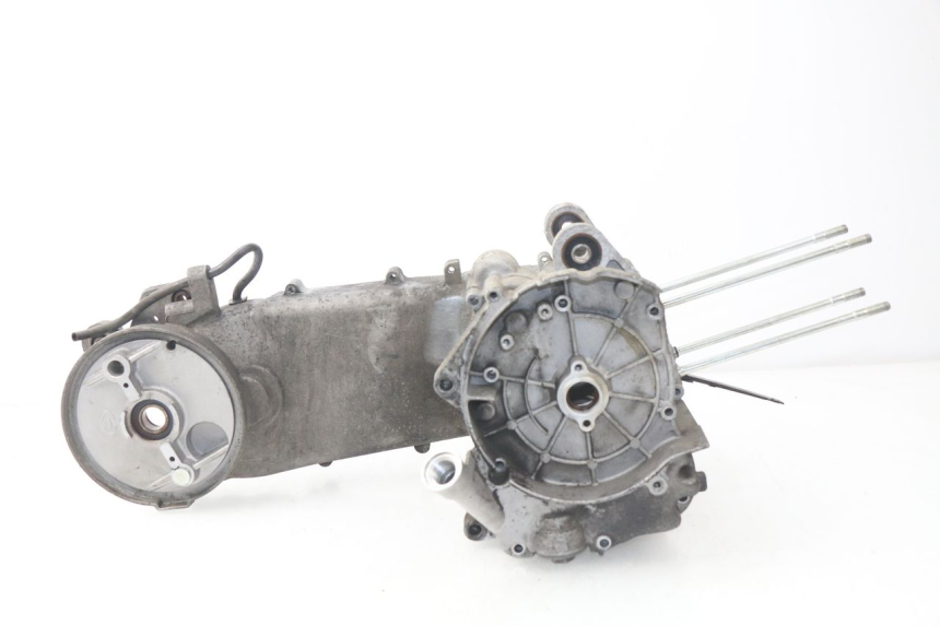 photo de CÁRTER DE MOTOR INFERIOR JONWAY AZTRAL 125 (2008 - 2017) - Zoom sobre los componentes