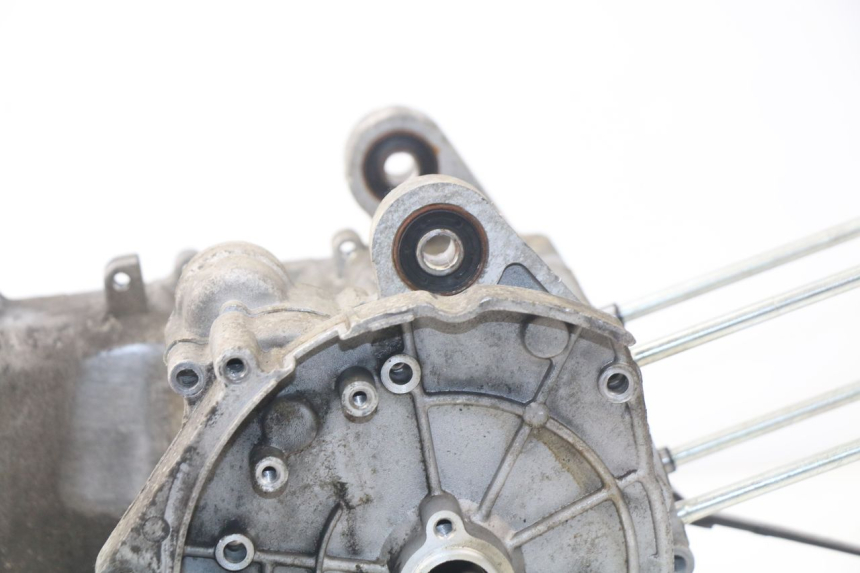 photo de CÁRTER DE MOTOR INFERIOR JONWAY AZTRAL 125 (2008 - 2017) - Marcados y referencias originales